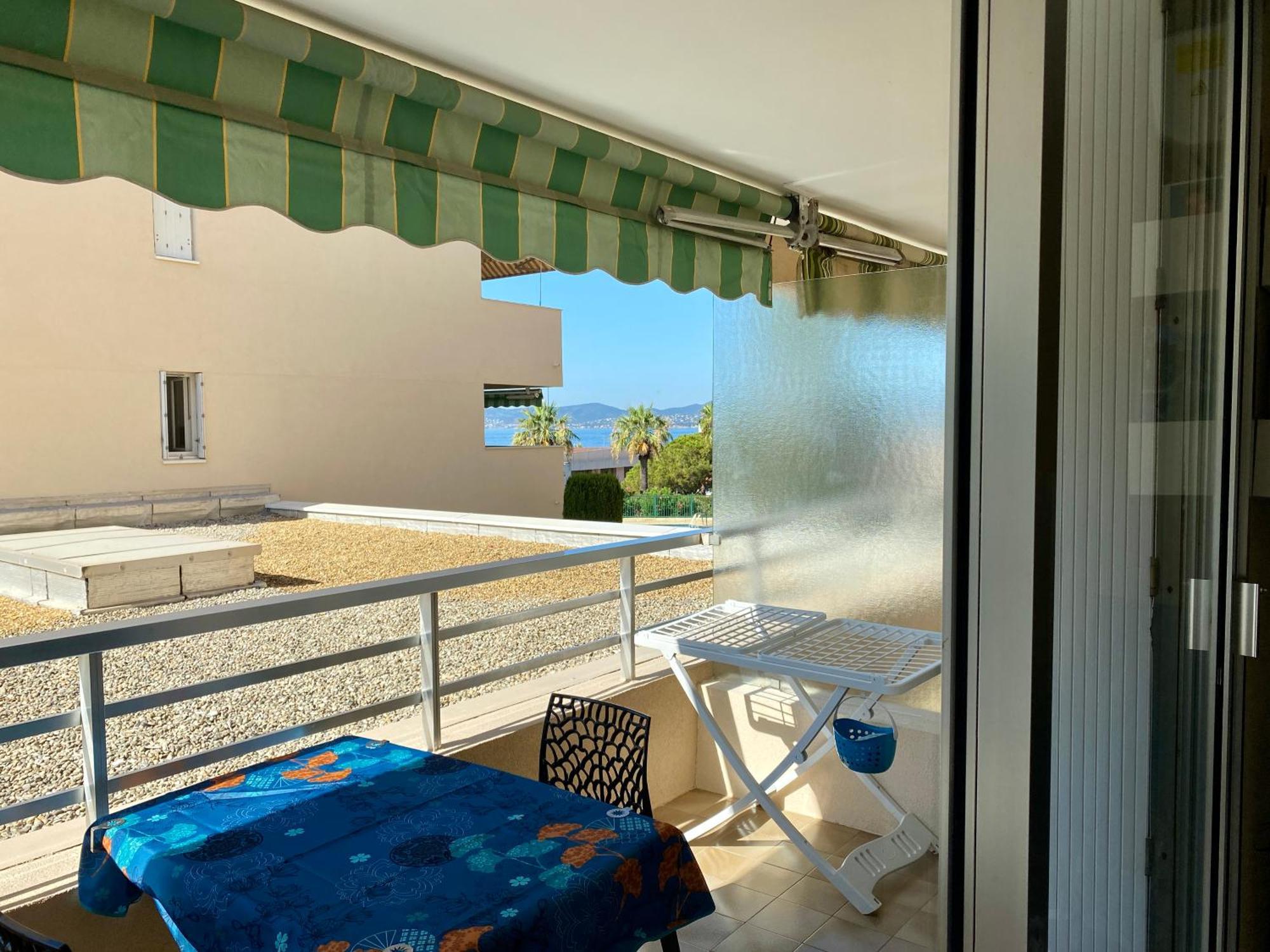 Studio 127, Vue Mer Et Piscine, Port Santa Lucia Saint-Raphaël 외부 사진